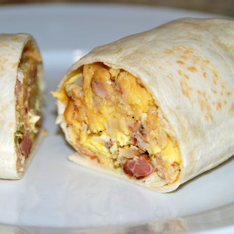 Potato Burrito Recipe, Egg And Potato Breakfast, Egg And Potato, Egg Potato, Potato Breakfast, Burrito Recipe, Breakfast Burritos Recipe, Bacon Potato, Bacon Egg And Cheese