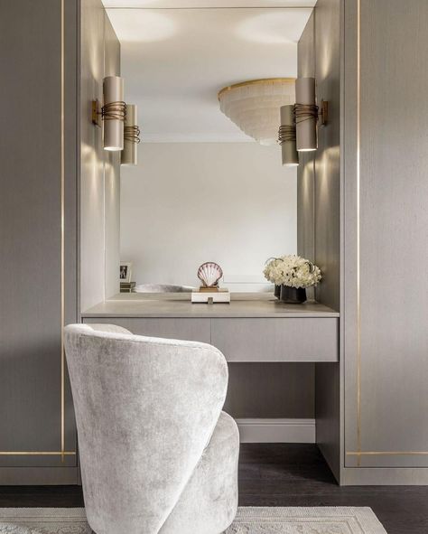 Built In Vanity In Bedroom, Dressing Area In Bedroom, Neutral Dressing, Dressing Room Vanity, Classic Dressing Table, Vanity In Bedroom, Built In Vanity, Modern Dressing Room, Luxe Bathroom