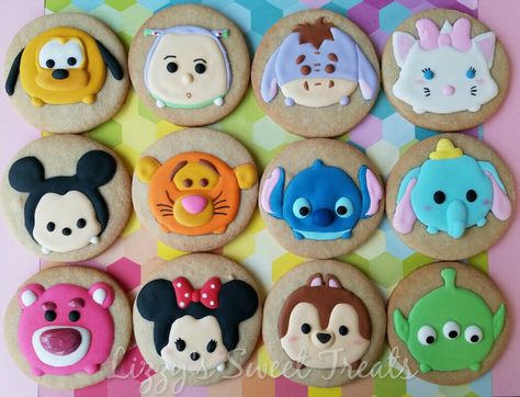 Decorated Sugar Cookies, Cookies Decorated, Cookie Ideas, Party Treats, Cookie Designs, Tsum Tsum, Sugar Cookies Decorated, Royal Icing, Cookie Decorating