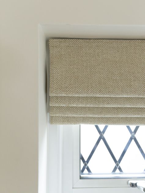 Roman Blinds Beige, Neutral Blinds And Curtains, Roman Blinds Large Window, Cozy Blinds, Living Room With Blinds, Material Blinds, Fabric Blinds For Windows, Bedroom Roman Blinds, Neutral Blinds