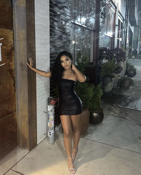 Day Party Outfits Black Women, Bandeau Dress Outfit, Party Outfits Black Women, Dinner Outfits Black, Dinner Outfits Black Women, Baddie Dresses, Outfits Black Women, Black Women Dress, Birthday Fits