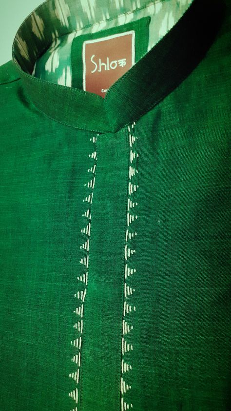 Men Kurta Neck Embroidery Designs, Male Embroidery Designs, Punjabi Design, Stylish Boy Clothes, Islamic Wear, Stylish Boy, Gents Kurta, Men Kurta, Kurta Men