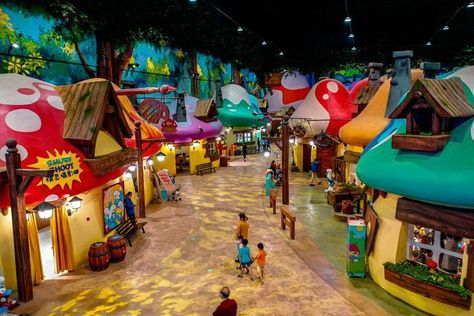 Indoor Amusement Park Design, Indoor Theme Park Design, Theme Park Entrance Design, Theme Park Aesthetic, Theme Park Entrance, Theme Park Design, Nintendo Room, Indoor Theme Park, Indoor Amusement Parks