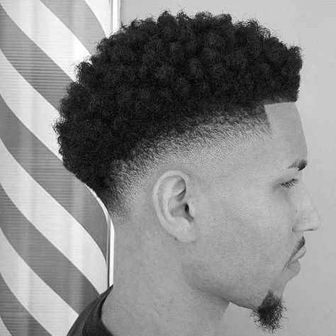 Taper Fade With Beard, Afro Fade Haircut, Taper Haircut, Taper Fade Curly Hair, Afro Hairstyles Men, Drop Fade Haircut, Black Hair Cuts, Curly Hair Fade, Tapered Hair