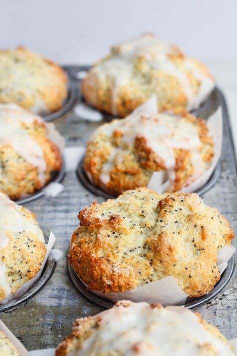 Lemon Poppyseed Biscuits, Muffin Recipes Lemon Poppyseed, Bakery Style Lemon Poppyseed Muffins, Best Lemon Muffins, Best Lemon Poppyseed Muffins, Lemon Poppyseed Rolls, Muffins Using Buttermilk, Lemon Poppyseed Recipes, Spring Muffins