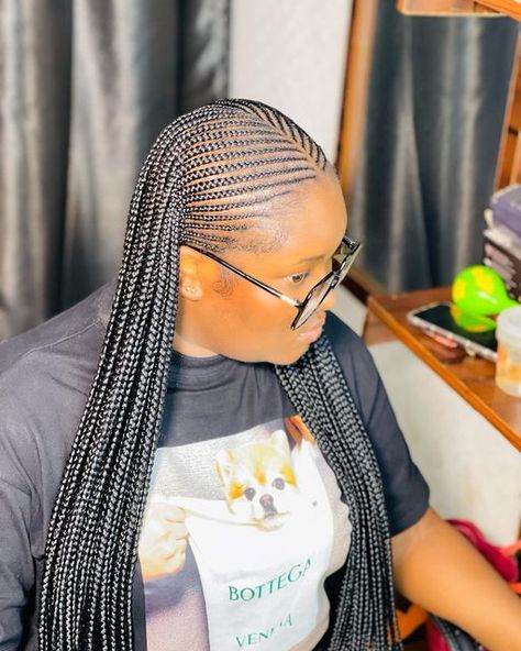 Gbemzy Beauty on Instagram: "Gbemzybeauty_🥰❤️" Black Hair Protective Styles, New Braided Hairstyles, Latest Braided Hairstyles, Latest Hair Braids, Cornrows Natural Hair, Lemonade Braids Hairstyles, Cornrows Braids For Black Women, Hairstyles For Ladies, Short Box Braids Hairstyles