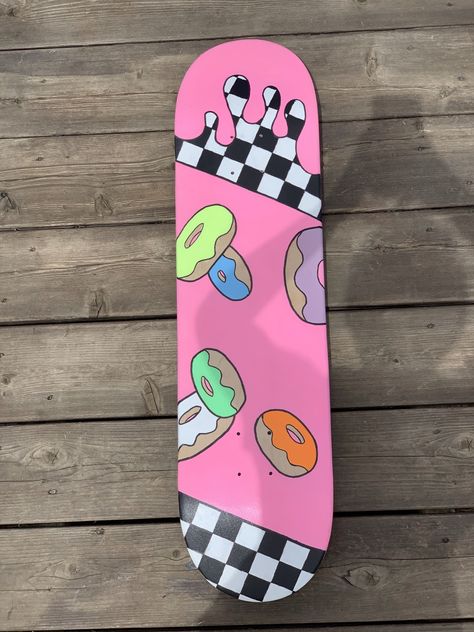 Skate Board Designs, Skate Bord, Custom Skateboard Decks, Painted Skateboard, Custom Skates, Skateboarding Tricks, Skateboard Deck Art, Skateboard Aesthetic, Skateboard Art Design