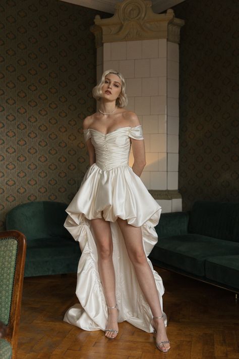 Vintage corset with short sleeves and ballon skirt wedding gown for stylish bride. Soft satin, delicate drape, perfect fitting- is the best look for a luxury wedding. Name: Katarina Color: ivory Bodice: 2 layers of soft satin Skirt: satin, lining Train: 20 cm Sizes: - Standard size considers one of 2 height options - standard, tall - Made-to-measure dress is sewn by individual bride's measurements Returns and exchanges: - Standard size dresses are returnable - Custom and made to brides' measurements orders are not returnable If you have any questions, please feel free to contact me. 🖤 Follow us on Instagram @rouvell_wedding Corset And Shirt, Shirt Wedding Dress, Corset With Skirt, Wedding Corset, Bridal Corset, Monsieur Madame, Wedding Dresses Corset, Vestidos Prom, Reception Dress