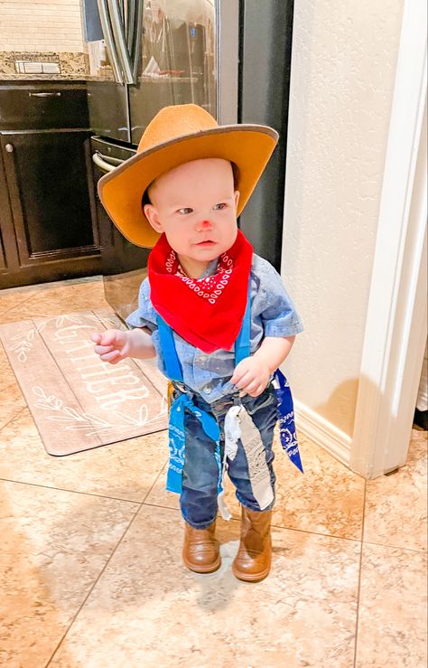 Toddler Boy Rodeo Clown Halloween Costume Idea Rodeo Clown Costume, Rodeo Family, Rodeo Clown, Rodeo Cowboys, Halloween Idea, Clown Costume, Toddler Halloween, Family Halloween Costumes, Family Halloween