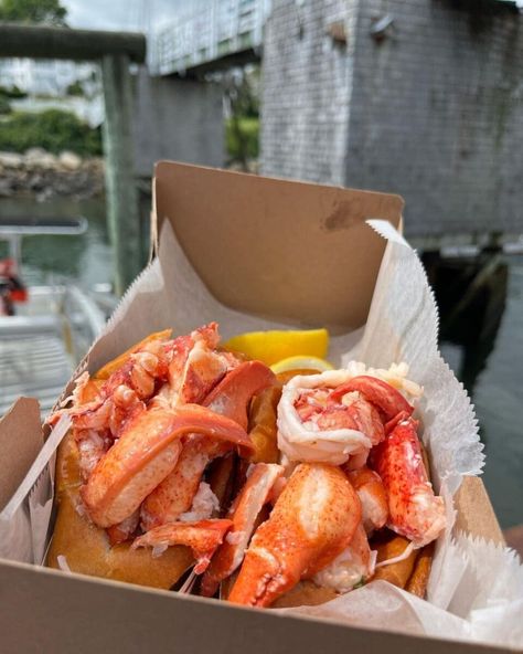 Baked Stuffed Lobster, Maine Attractions, Southern Maine Coast, Lobster Menu, Lobster Stew, Lobster Restaurant, Ogunquit Beach, Steamed Lobster, Fried Lobster