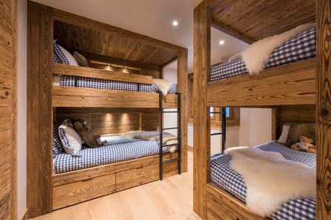 Chalet La Vigne, Verbier • Leo Trippi Ski Chalet Decor, Ski Chalet Interior, Chalet Modern, Chalet Bedroom, Ski House Decor, Modern Chalet, Ski Lodge Decor, Chalet Chic, Ski Cabin