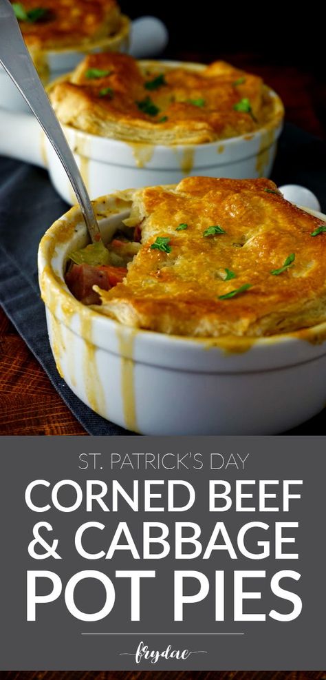 Sick of the same old corned beef recipe for St. Patrick's Day? Try these delightful individual corned beef and cabbage pot pies for a fresh dinner idea. If you're lucky, there may be leftovers.  #stpatricksdayfood #stpatricksday #irishrecipe #irishfood #cornedbeef #cornedbeefcabbage #comfortfoodrecipes #potpie #potpierecipe #creativefood #recipesfordinner #stpatricksdayrecipes Crockpot Corned Beef, Corned Beef Leftovers, Irish Recipes Appetizers, Corned Beef Recipes Slow Cooker, Pint Of Guinness, Irish Recipes Authentic, Slow Cooker Corned Beef, Beef Pot Pies, Beef Cabbage