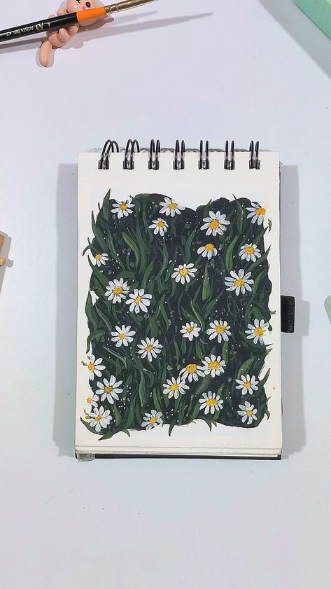 Guache paint paintings daisies flowers aesthetic painted create creative idea Himi Paint, Guache Illustration, Painting Daisies, Himi Gouache, Painting References, Daisy Painting, Gouache Art, Flower Paintings, Sketchbook Pages