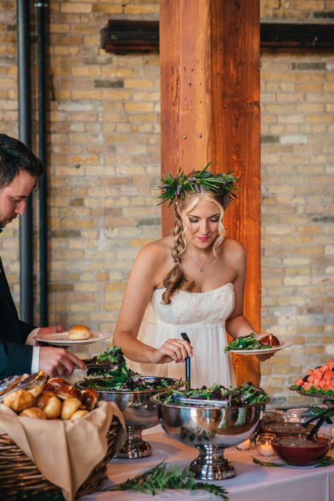 Modern Buffet Wedding Menu Ideas - Chef Jack's Catering Buffet Menu Ideas, Gourmet Burger Bar, Wedding Dishes, Wedding Buffet Menu, Wedding Menu Ideas, Buffet Wedding Reception, Diy Wedding Food, Buffet Wedding, Wedding Food Menu