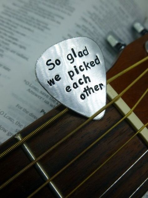 Guitar Wedding, Funny Guitar, Not Musik, Guitar Art, Music Aesthetic, Ukelele, Guitar Picks, Wedding Humor, American Horror Story