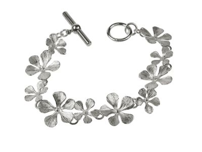 Filigrana Jewelry, Carved Flowers, Edgy Jewelry, Floral Bracelet, Botanical Collection, Jewelry Bracelets Silver, Sterling Bracelets, Flower Jewelry, Floral Jewellery