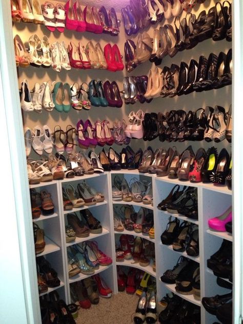 High Heels Collection Closet, Heel Organization, 2010s Heels, Shoes 2000s, Kim Kardashian Home, Kardashian Home, Huge Closet, Mum Life, Closet Collection