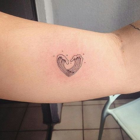 tattoo image wave heart water beach sea Wave Heart Tattoo, Wave Tattoos, Art Inspired Tattoos, Tattoos Inspo, Taurus Tattoos, Bff Tattoos, Beach Tattoo, Парные Тату, Cute Little Tattoos