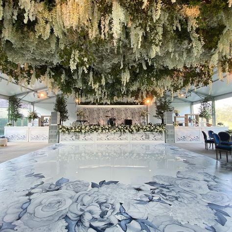 Wedding Ceiling Decorations, Dance Floor Vinyl, Wedding Ceiling, Plant Styling, Dance Floor Wedding, Dream Wedding Decorations, Flower Dance, Luxury Wedding Decor, Wedding Themes Fall