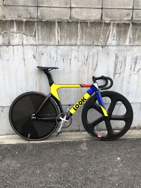 Ficed Gear Look Frame #fixedgear #fixie #fixiebike Look Fixed Gear, Fixie Frame, Sepeda Fixie, Bike Swag, Bike Outfits, Urban Bicycle, Single Speed Bike, Cool Nike Wallpapers, Bike Aesthetic