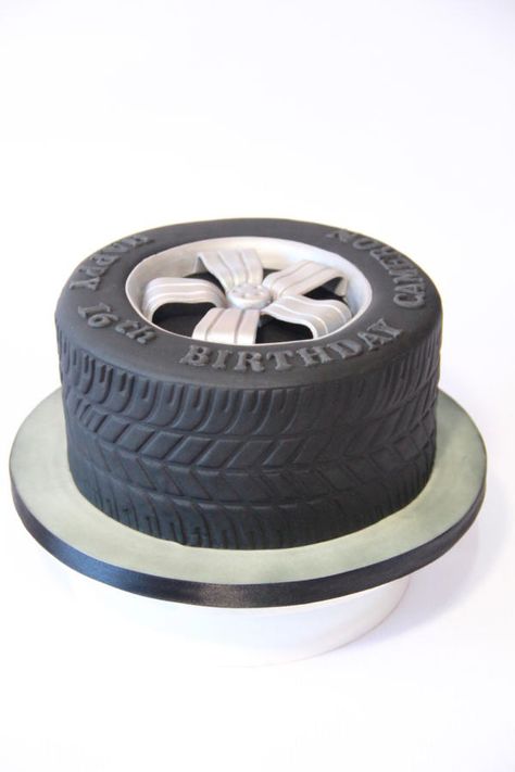 Tire cake - Cake by Cake Addict Car Cakes For Men, Tire Cake, Wheel Cake, Cars Birthday Cake, Wheel Craft, Car Wheels Rims, Gateaux Cake, Car Cake, Rims For Cars