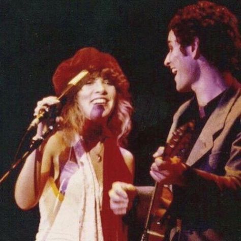 loves of my life  #buckinghamnicks #lindseybuckingham #stevienicks Stevie And Lindsey, Stevie Nicks Lindsey Buckingham, Frozen Love, Buckingham Nicks, Stephanie Lynn, Lindsey Buckingham, Stevie Nicks Fleetwood Mac, Real Fashion, Fleetwood Mac