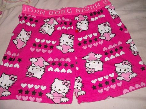 Slipknot Boxers, Emo Boxers, Cute Boxers For Woman, Cool Boxers, Boxers Outfits, Hello Kitty Boxers, Boxers Outfit Female, Boxers For Girls, Hello Kitty Clothing