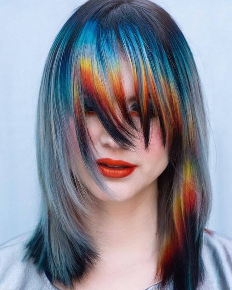 — Caitlin Ford Hair on Instagram Follow So Super... Sidesweep Bangs Long Hair, Block Dyed Hair Curly, Fun Haircolor, Prismatic Art, Color Formulas, Vivid Hair Color, Creative Hair Color, Funky Hairstyles, Creative Hairstyles