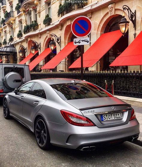 Car Gang, Mercedes Benz Cls Amg, Courtyard Lighting, Mercedes Cls550, Cls 63, Cls 63 Amg, Mercedes Van, Luxury Helicopter, Cls63 Amg