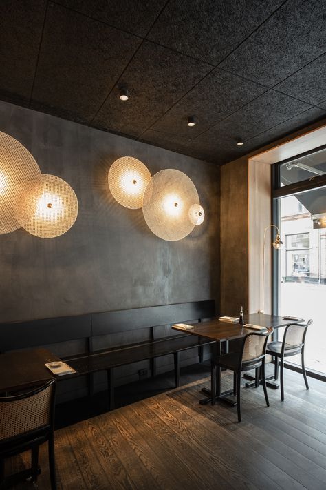 Dark Ceilings, Copenhagen Restaurant, Dark Restaurant, Wood Wool Panels, Acoustics Design, Future Restaurant, Dark Wooden Floor, Modern Restaurant Design, Dark Materials