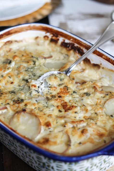 Blue Cheese Scalloped Potatoes, Blue Cheese Potatoes Au Gratin, Blue Cheese Potatoes, Thanksgiving Potatoes Recipes, Potatoes Scalloped, Blue Cheese Recipes, Cheese Table, Dinner Club, Easter 2021