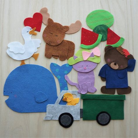 Down by the Bay Felt Story // Felt Stories // Flannel Board | Etsy Felt Farm Animals, Felt Board Templates, Story Circle, Down By The Bay, Felt Board Patterns, Felt Story, Flannel Board Stories, Flannel Boards, Felt Board Stories