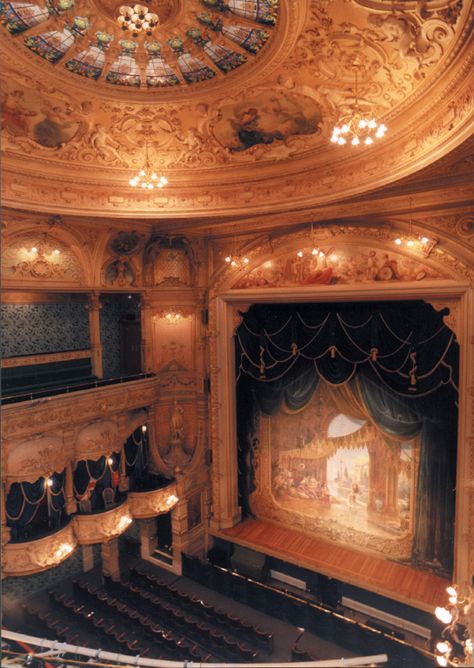 Theatre For Nautilus Victorian Theatre Aesthetic, Neoclassical Theater, Fantasy Theater, Victorian Theatre, Theatre Academia, Old Theatre, Theatre Hall, Theatre Aesthetic, Theatre Interior