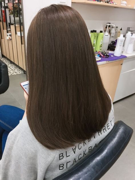 Rounded Haircut Medium, Keratin Short Hair, U Cut Hairstyle, One Length Hair, Brown Hair Looks, U Shaped Hair, Brown Hair Inspo, Straight Hair Cuts, Hair Advice