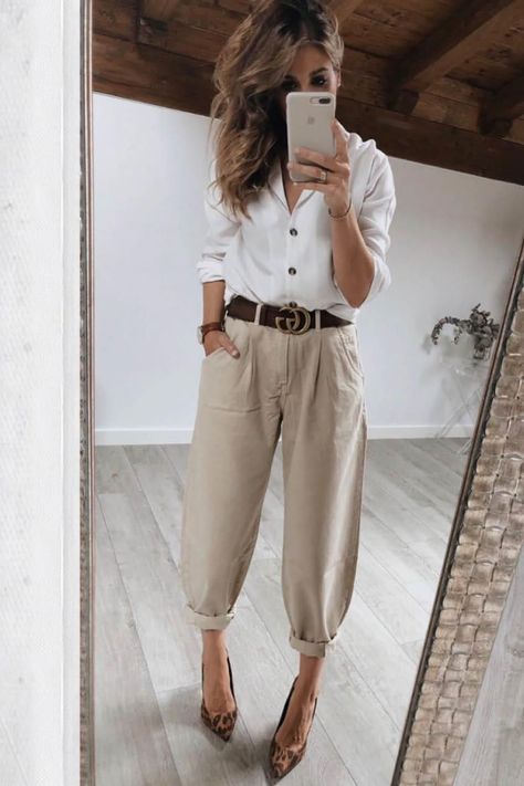 21fe5b8ba755eeaece7a450849876228desc46795692ri Slouchy Pants, Mode Casual, Mode Inspo, 가을 패션, Looks Style, Mode Inspiration, Work Fashion, Outfits Casuales, Look Fashion