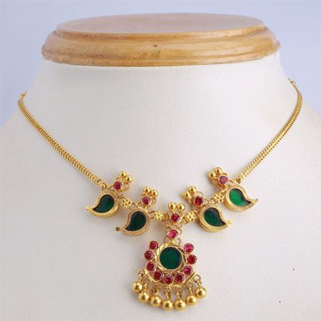 Baby jewelry Baby Jewelry Gold, Antique Necklaces Design, Gold Jewelry Outfits, Modern Gold Jewelry, Gold Jewelry Simple Necklace, Beautiful Gold Necklaces, Gold Necklace Simple, Gold Pendant Jewelry, Wedding Jewellery Collection