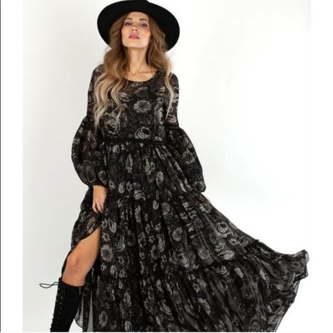 Joyfolie Ember Boho Dress In Gray/Black. Size Small. Never Worn. Nwt Joyfolie Dress, Boho Fall Outfits, Witchy Outfits, Hippie Goth, Boho Witch, Estilo Dark, Boho Goth, Witch Fashion, Witchy Fashion