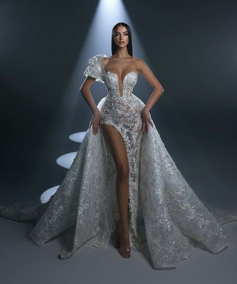 Exotic Wedding Dress, Matric Dance Dresses, Pretty Quinceanera Dresses, Stylish Wedding Dresses, Classy Prom Dresses, Stunning Prom Dresses, Glamour Dress, Dream Wedding Ideas Dresses, Country Wedding Dresses