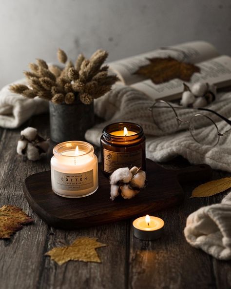 2,688 Likes, 20 Comments - FLATLAY • FOOD PHOTOGRAPHY (@margeriam) on Instagram: “Autumn is the time for comfort, for good food and warmth, for the touch of a friendly hand and for…” Candle Styling Photography, Candle Shoot, Candle Pics, Autumn Pics, Witchy Candle, Candles Cozy, Candle Photography Ideas, Candle Photography, Arte Aesthetic