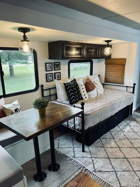 Camper redo | Rv living room, Rv interior remodel, Diy camper remodel Husbil Makeover, Amber Stevens, Rv Living Room, Glamper Camper, Rv Interior Remodel, Camper Interior Design, Tiny House Camper, Camper Trailer Remodel, Vintage Camper Remodel