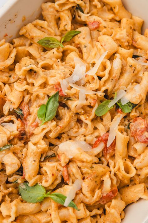 Baked Boursin Pasta Boursin Baked Ziti, Boursin Baked Pasta, Boursin Tomato Pasta, Baked Boursin Pasta, Boursin Cheese Pasta, Boursin Pasta Recipe, Baked Boursin, Boursin Chicken, Boursin Pasta