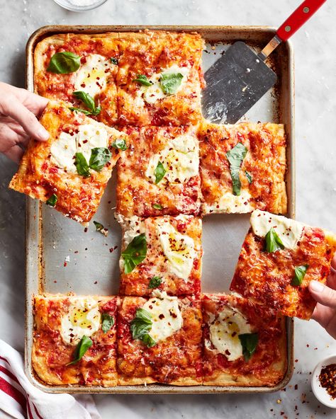 It's all the craveability of the best pie increased tenfold. Focaccia Pizza, Canning Whole Tomatoes, Slice Of Pizza, Focaccia Bread, Mini Pizza, Pizza Night, Chapati, Most Popular Recipes, Pizza Bread