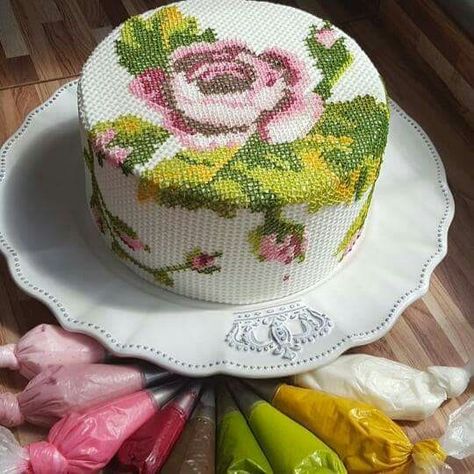 Cross Stitch Cake, Comic Cake, Stitch Cake, Tasty Cake, Cake With Flowers, Cupcakes Decorados, Crazy Cakes, Painted Cakes, Cake Icing