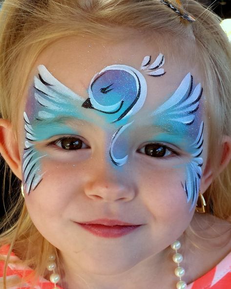 FP: mask: bird: quick Mermaid Face Paint, Mask Face Paint, Animal Face Paintings, Christmas Face Painting, Girl Face Painting, Bird Mask, Face Painting Easy, Face Art Makeup, Kids Face Paint