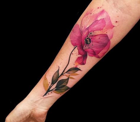 Wild poppy tattoo by Phellipe Rodrigues | Photo 28147 Anemone Flower Tattoo, Colour Tattoo For Women, Poppy Tattoo, Lavender Tattoo, Watercolor Tattoo Flower, Poppies Tattoo, Tattoos For Women Flowers, Birth Flower Tattoos, Flower Tattoo Sleeve