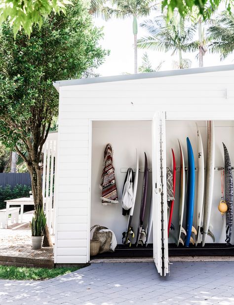 These outdoor storage ideas will get your garden winter ready. #outdoorstorage #outdoorshed #outdoorliving #surboardstorage Photography by: Bauer Syndication. Outdoor Storage Ideas, Surfboard Storage, Garden Winter, Outdoor Storage Solutions, Outdoor Living Rooms, Surf House, Shed Design, Decks And Porches, Australian Homes