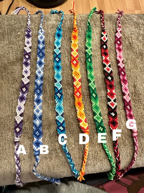 Hand made, woven, diamond friendship bracelet! Select one of the color combinations as pictured, or you can request you own custom colors (up to 4)! Patterned portion of the bracelet is 5-5.5 inches with additional length in the ties/end braids. Other lengths can be requested. All bracelets are adjustable but can be left as tie on as requested. 8 Color Friendship Bracelet, Friendship Bracelet Colors Combinations, Friendship Bracelets Colors Combinations, Simple Friendship Bracelet Patterns, Friendship Bracelet String, Diamond Friendship Bracelet, Diy Bracelets With String, Diy Friendship Bracelet, String Bracelet Patterns