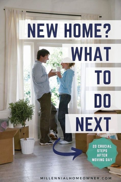 Moving Tips: Once you're done with moving day and you're at the end of your moving timeline, learn how to prep for moving into a new home. Clean, finish repairs, unpacking and inspecting your new home are just a few items on this new house checklist, which should be the last section of your moving binder. Whether it's your first home or apartment, this article is so helpful! Visit the blog post to learn more about what to do after moving day. Kitchen Essentials Checklist, First Home Checklist, Moving Binder, Moving Timeline, Moving Into New Home, House Hunting Checklist, Moving Hacks Packing, Buying First Home, House Checklist