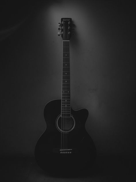 Guitar Wallpaper Iphone, Gitar Vintage, Wallpaper Musik, Cute Wallpaper For Laptops, Black Acoustic Guitar, Purple Guitar, Acoustic Guitar Photography, Guitar Tattoo, Guitar Photos