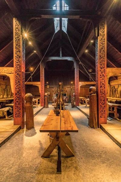 Viking Great Hall, Viking Interior Design, Viking Longhouse, Casa Viking, Viking Hall, Mead Hall, Viking Home, Vikings Art, Modern Viking